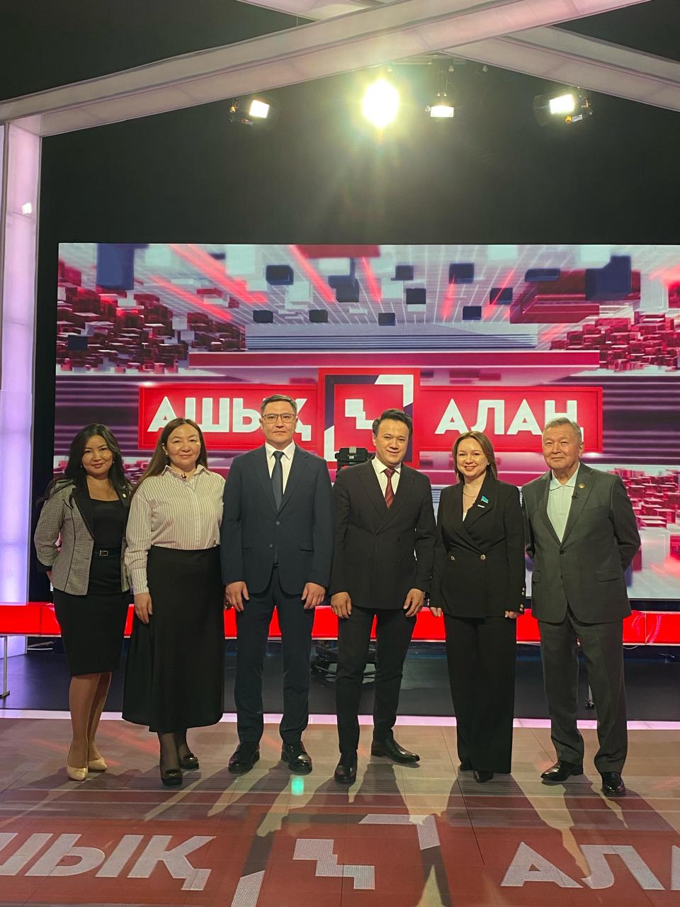 Ашық алаң” бағдарламасында мәжбүрлеп орындаудың және жеке сот орындаушылардың мәселелері мен оларды шешу жолдары