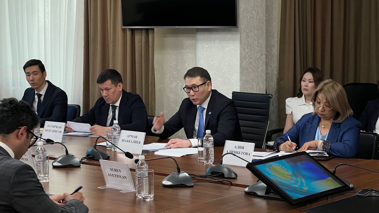 Қазақстан Арменияға 348 млн АҚШ долларына 70 түрлі тауар жеткізуге дайын