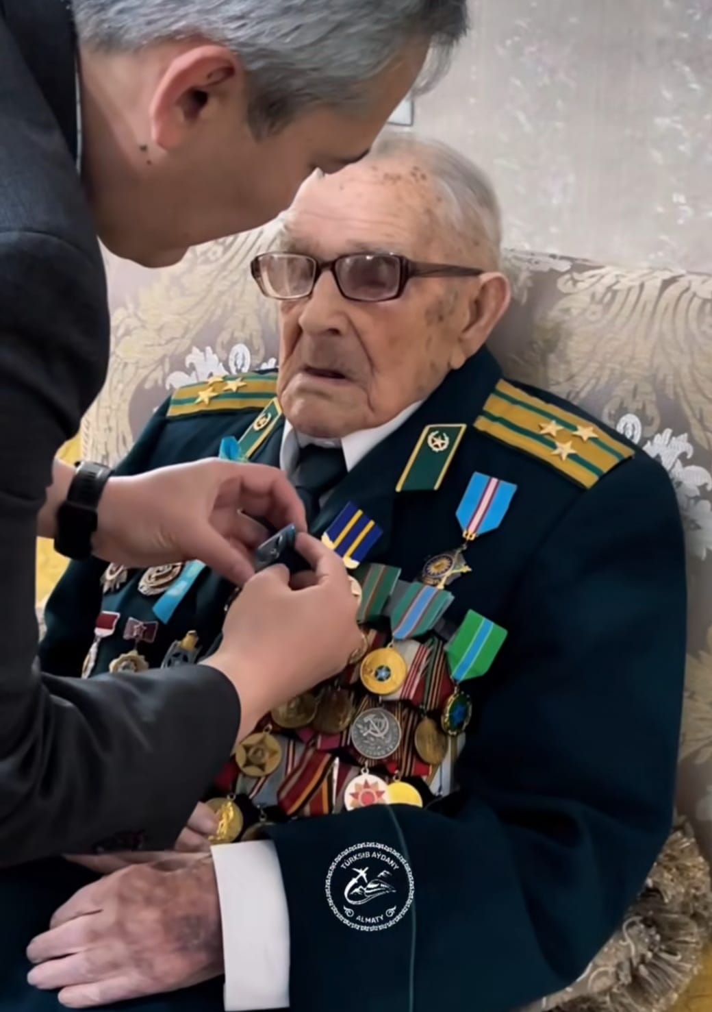 Ұлы Отан соғысындағы Жеңістің 80 жылдығына орай ардагерлерге құрмет көрсетілді