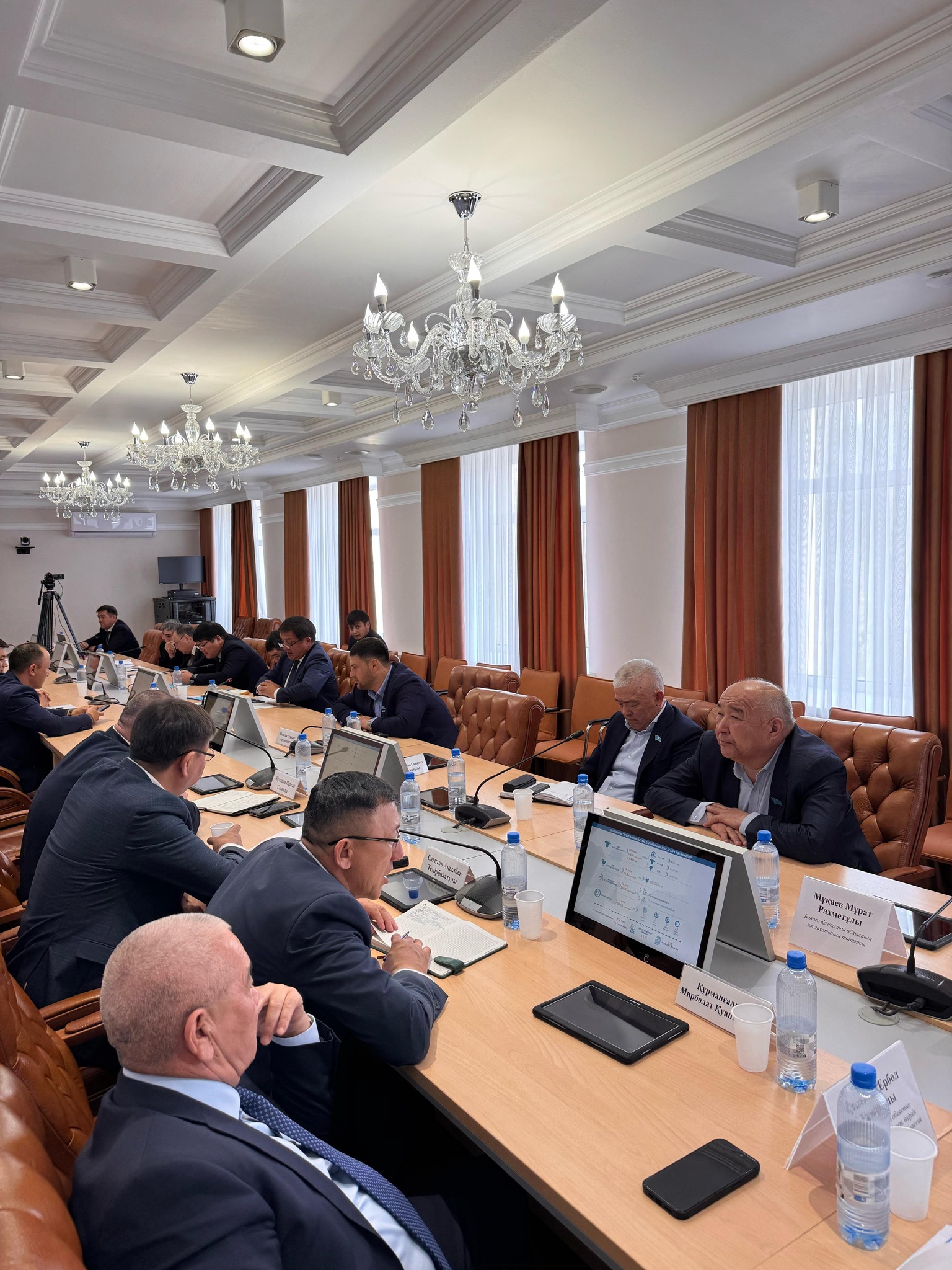 Батыс Қазақстан облыстық мәслихатының бюджет, өңірлік даму жөніндегі тұрақты комиссиясы отырысы