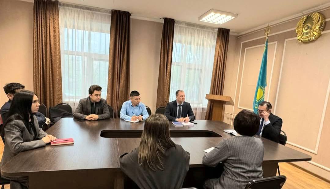 СҚО бойынша Техникалық реттеу және метрология комитетің департаментінің және СҚО бойынша тұтынушылардың құқықтарын қорғау және сауда департаментінің қызметкерлерімен кездесу