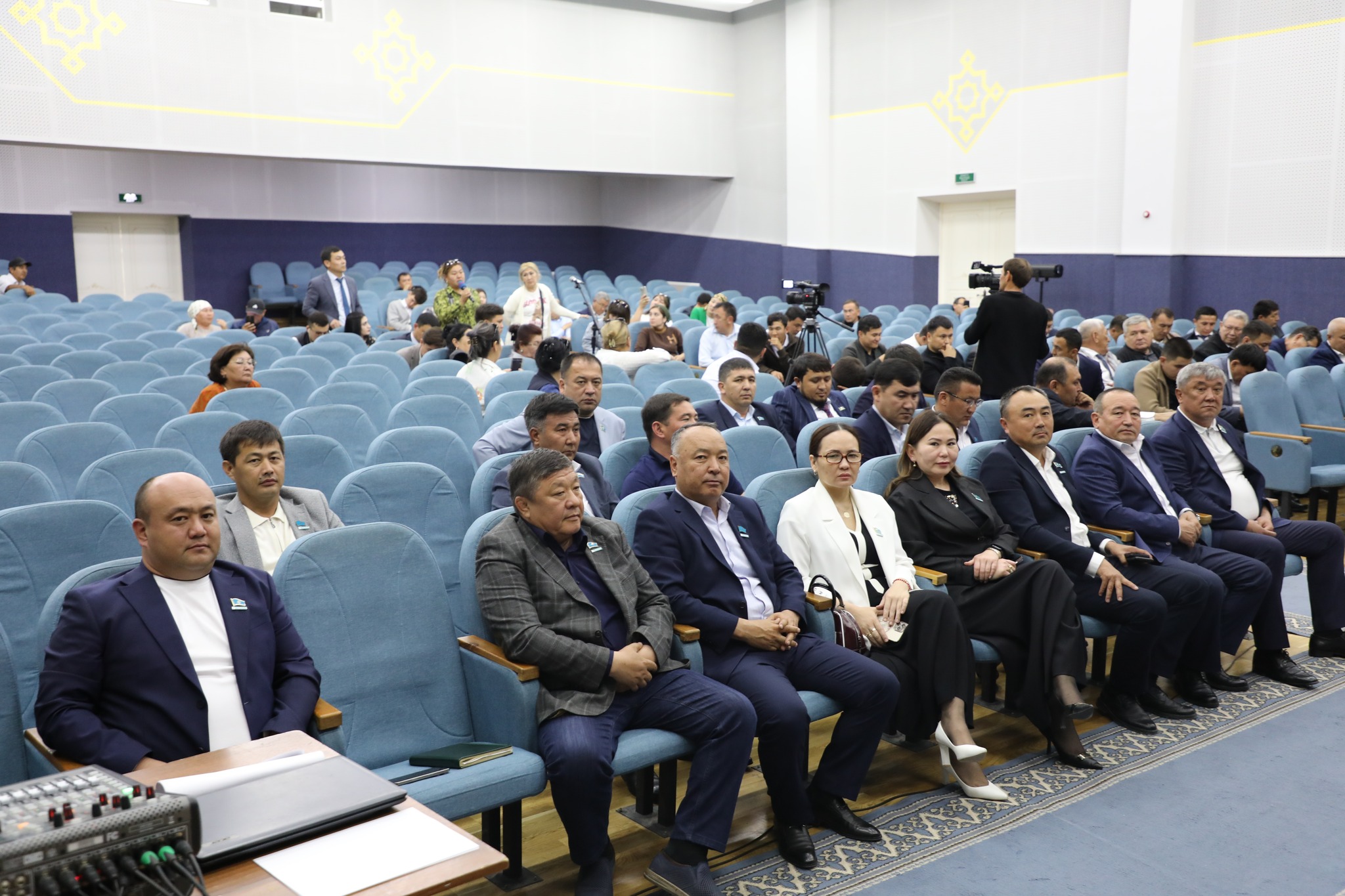 АУДАН ТҰРҒЫНДАРЫ МЕН ҚОҒАМ БЕЛСЕНДІЛЕРІНІҢ ӨТІНІШТЕРІ МЕН ҰСЫНЫСТАРЫ ТЫҢДАЛДЫ