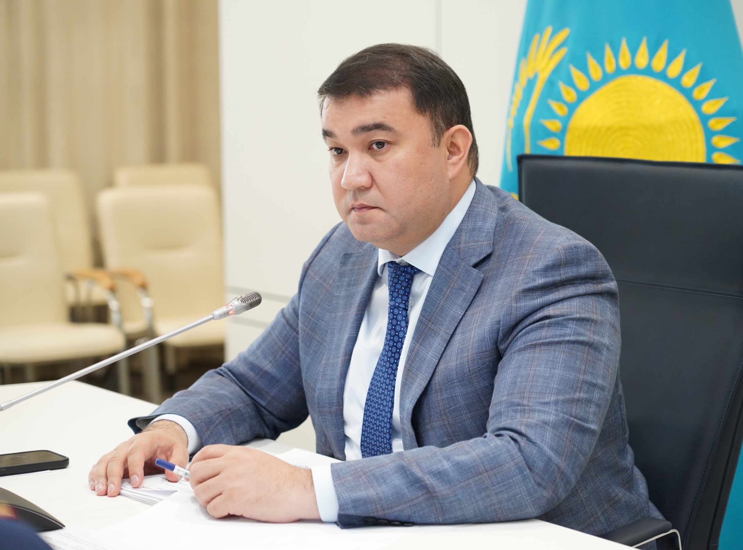 ТҮРКІСТАН: КӘМЕЛЕТ ЖАСҚА ТОЛМАҒАНДАР АРАСЫНДАҒЫ ӨЗЕКТІ МӘСЕЛЕЛЕР ҚАРАЛДЫ