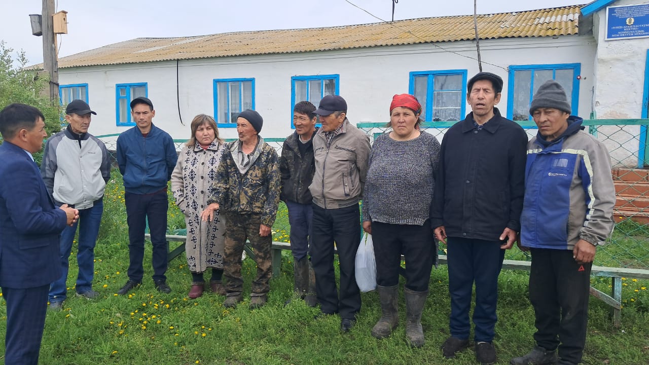 Егіндіағаш ауылында ауылдық округ әкімінің есеп беру кездесуі