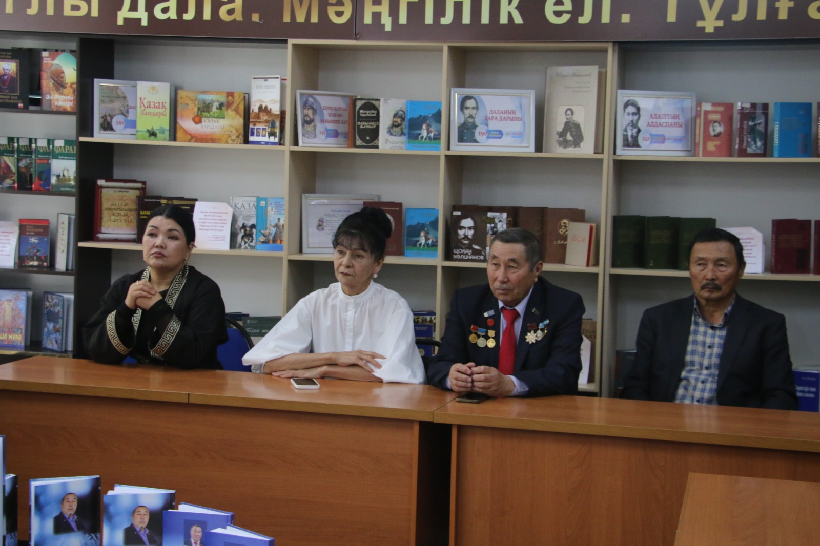 ҚЫРБАСТЫҢ ҚЫЗЫЛЫНАН ШАБЫТ АЛҒАН (Шынәділ Мұқанұлы – 75 жаста)