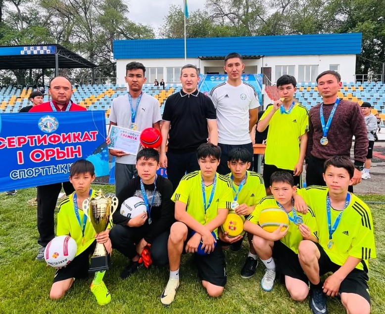 J-LEAGUE- СЕНІҢ СПОРТТЫҚ СЕРІГІҢ!