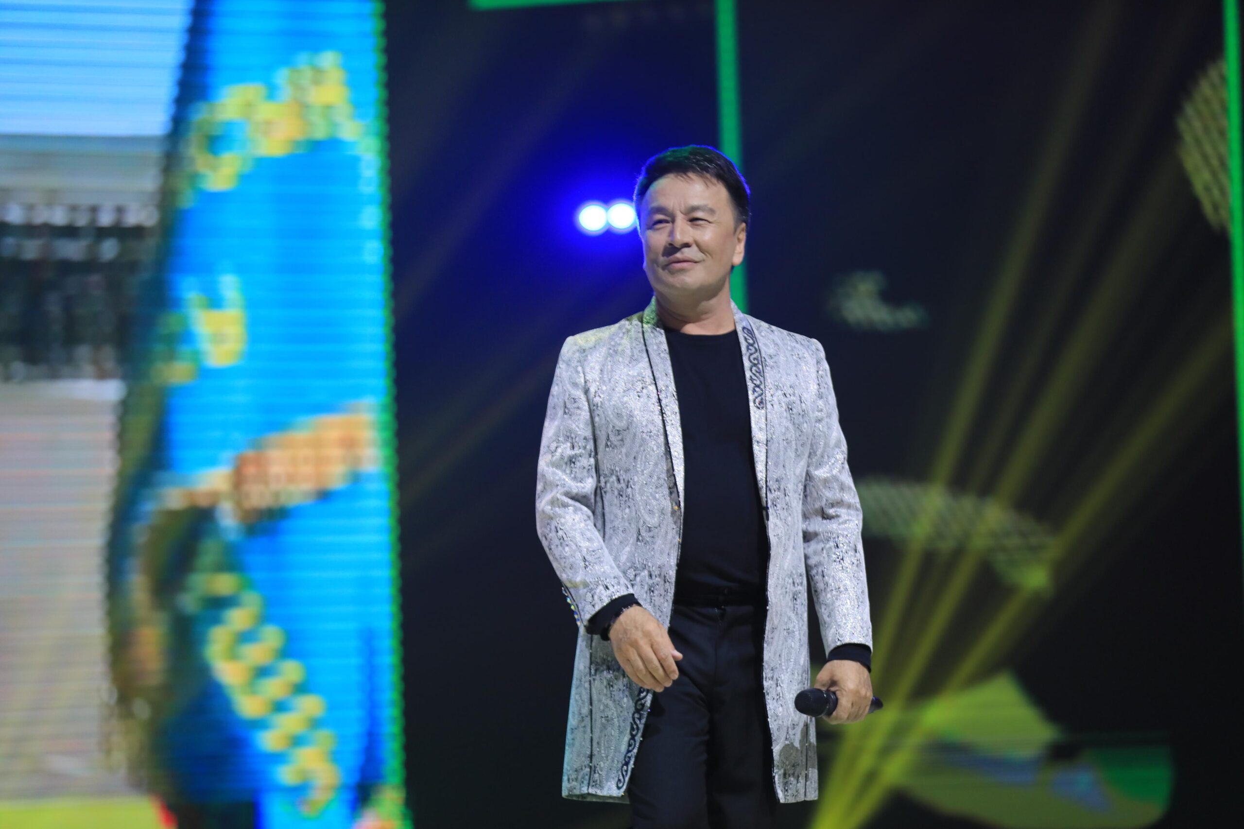 Ақтөбеде Отан қорғаушылар күніне арналған салтанатты шара өтті