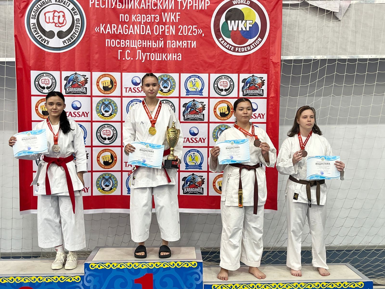 Павлодарлық каратэшілердің Қарағандыдағы турнирдегі жетістігі