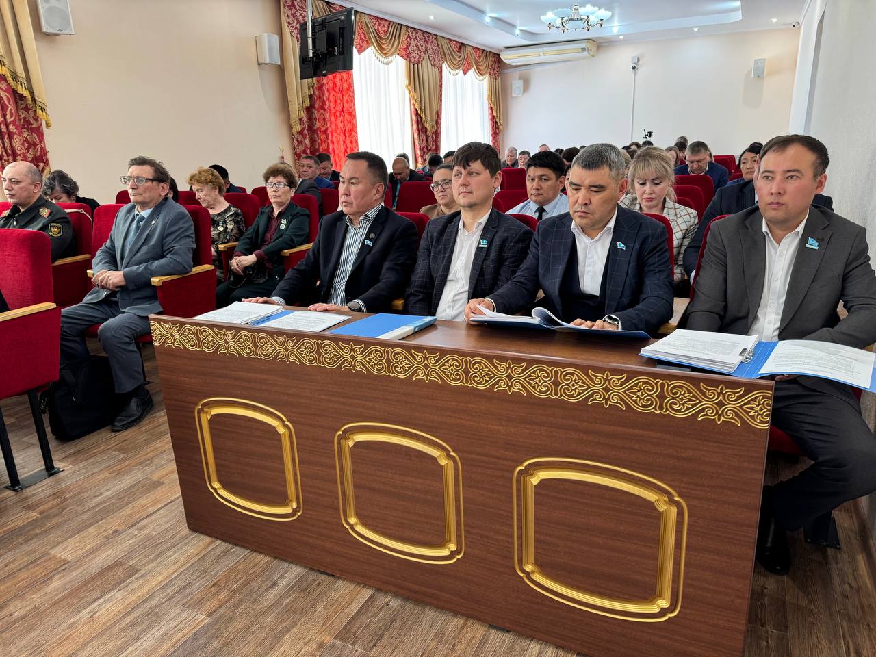 Аудандық мәслихаттың кезекті сессиясы