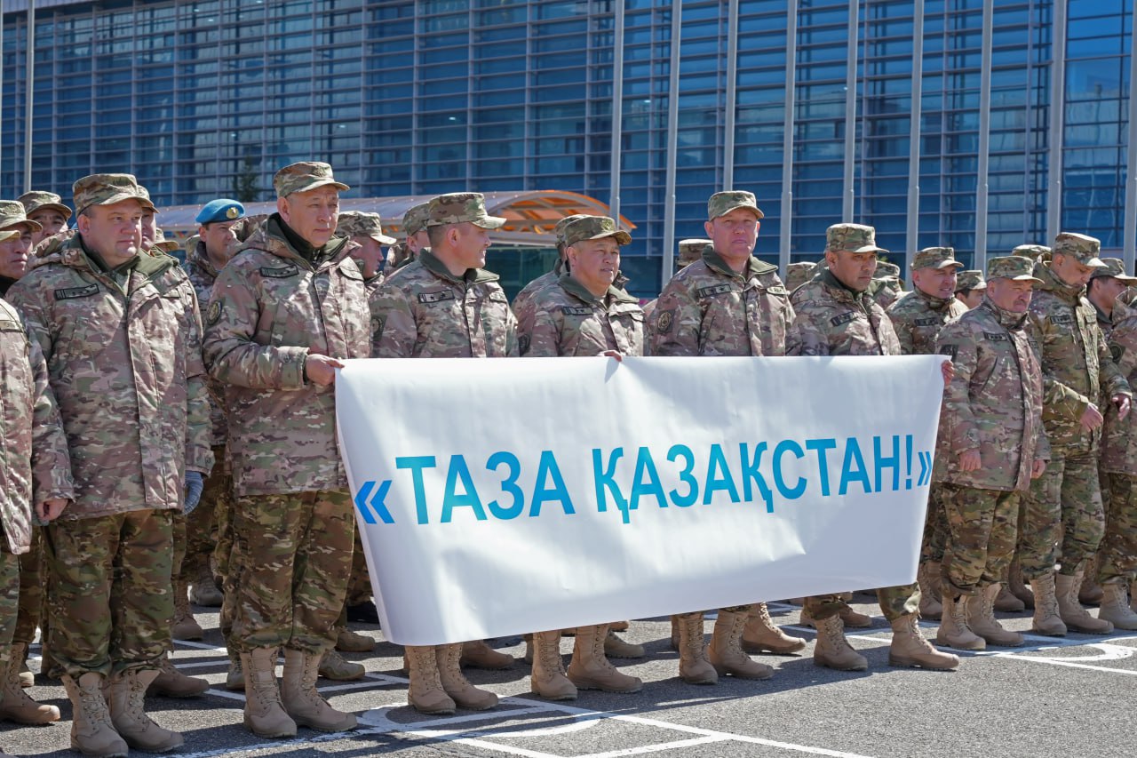 Ұлттық қорғаныс университетінде «Таза Қазақстан» экологиялық акциясы өтті