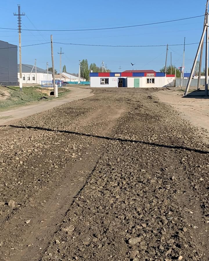 “Данқ” ордендерінің толық иегері С.Ешбаев атындағы көшенің автомобиль жолына жөндеу жұмыстары жүргізілуде