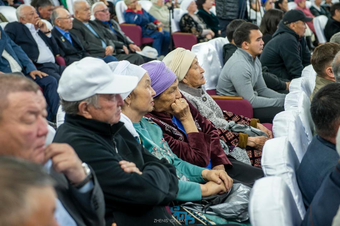 Жетісу облысы әкімінің биылғы жылғы алғашқы халықпен кездесуі Сарқан ауданында өтті