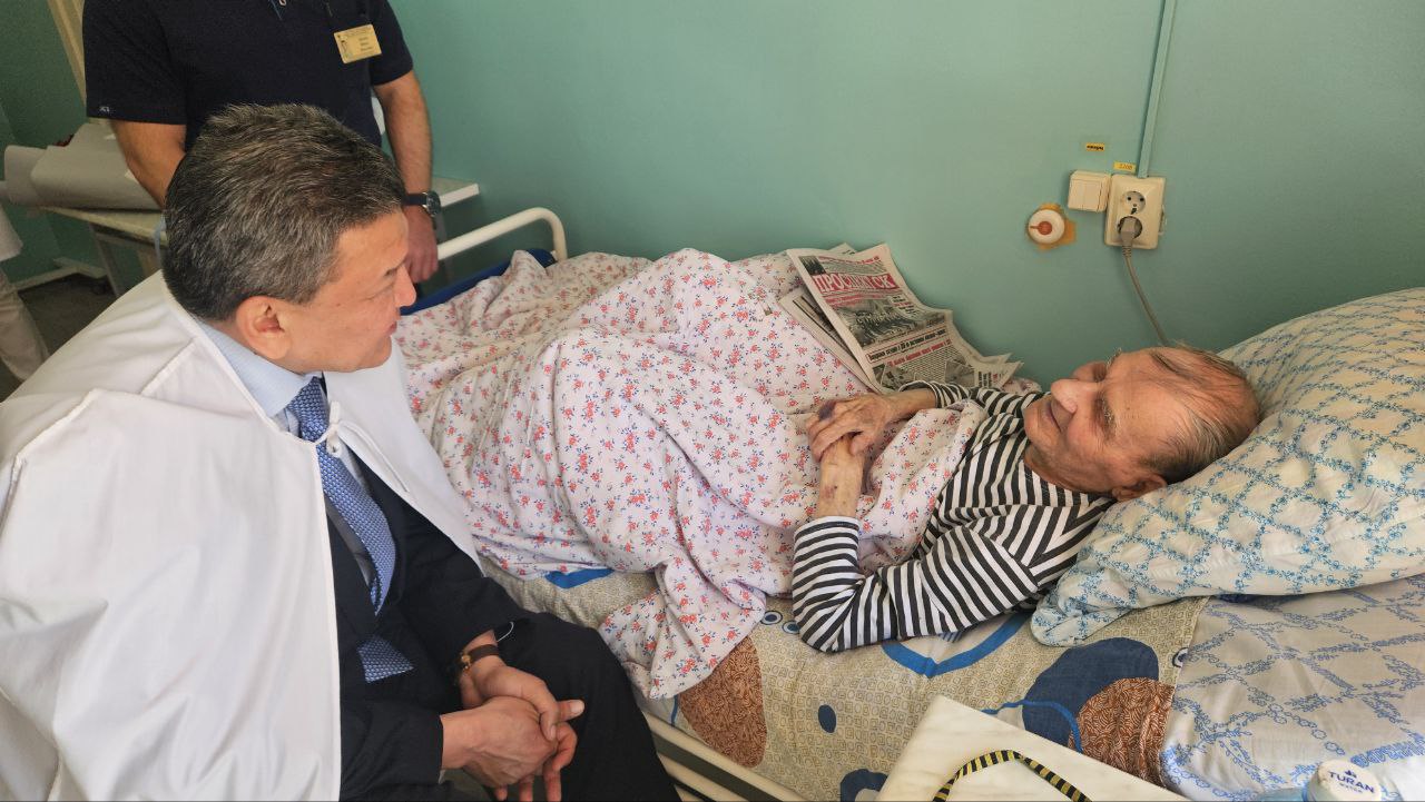 СҚО әкімі ауруханада соғыс ардагері Василий Макиенконың халын білді