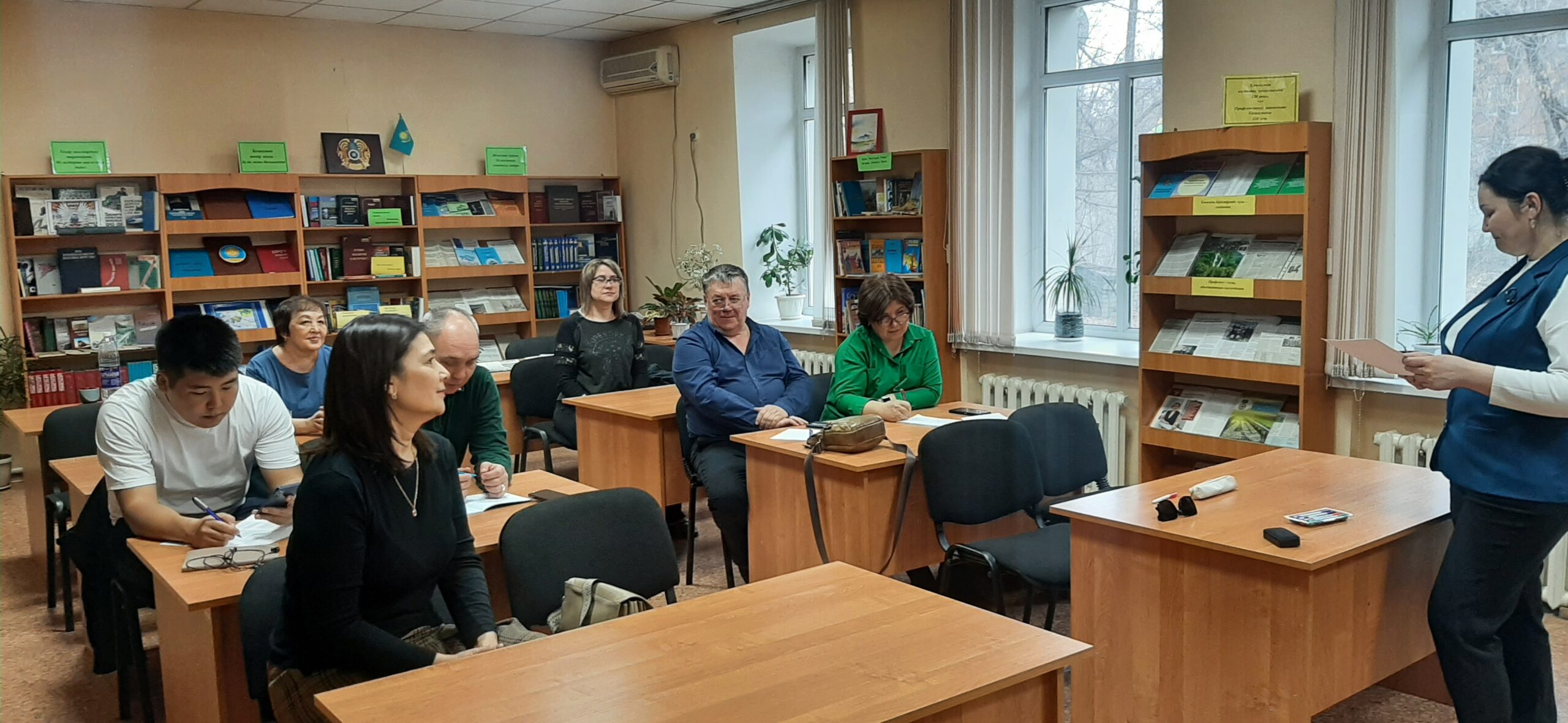 Павлодарда «Жағдаяттық қазақ тілі курсы» атты бағдарламасы бойынша қазақ тіліне оқыту басталды