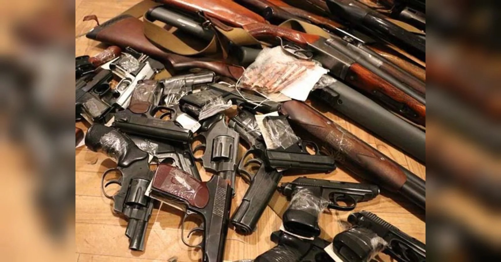 Сәуір айының 21 мен мамыр айының 14 аралығында Караганды облысының аумағында азаматтардан заңсыз сақталудағы атыс каруын, ок-дәрілер мен жарылғыш заттарды сатып алу бойынша кезекті акциясы өткізілді