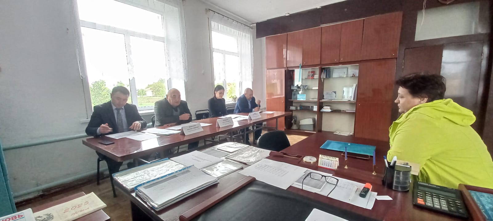 Бүгін 2025 жылғы 14 Мамырда Пресноредут ауылдық округінде ауыл шаруашылығы өндірушілерімен және кәсіпкерлермен жұмыс тобы өтті.
