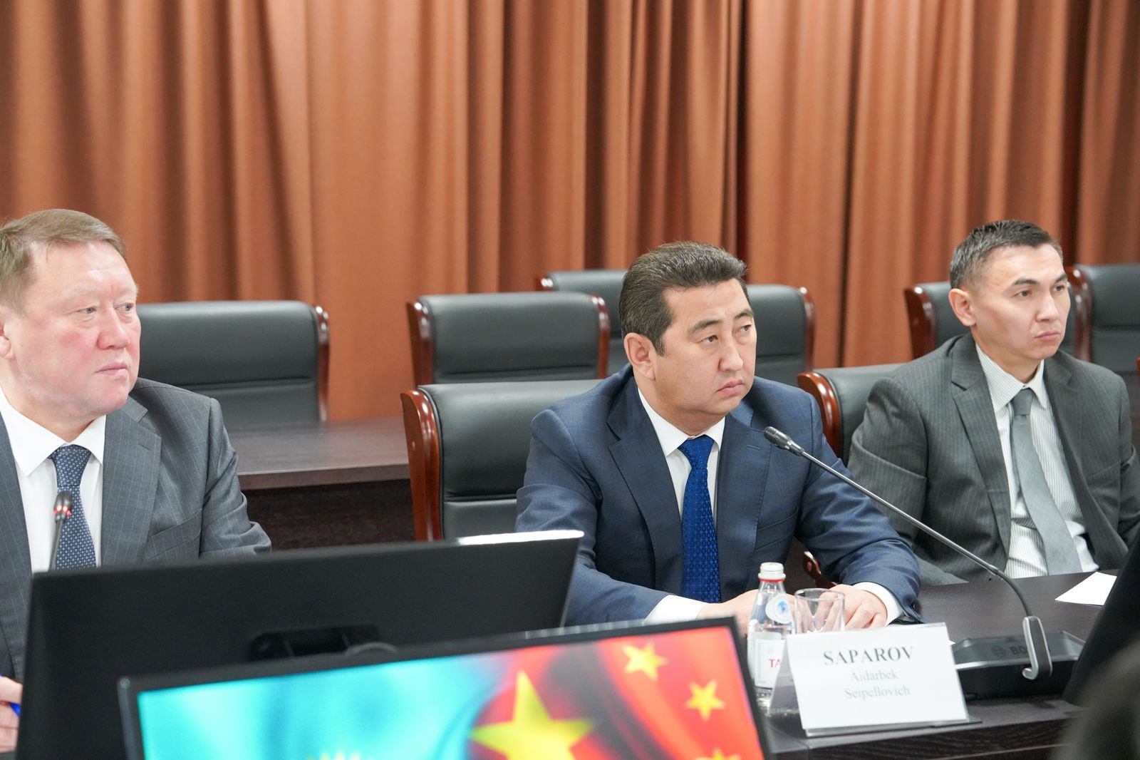 Айдарбек Сапаров CITIC Construction компаниясымен астықты терең өңдеу жобасын талқылады