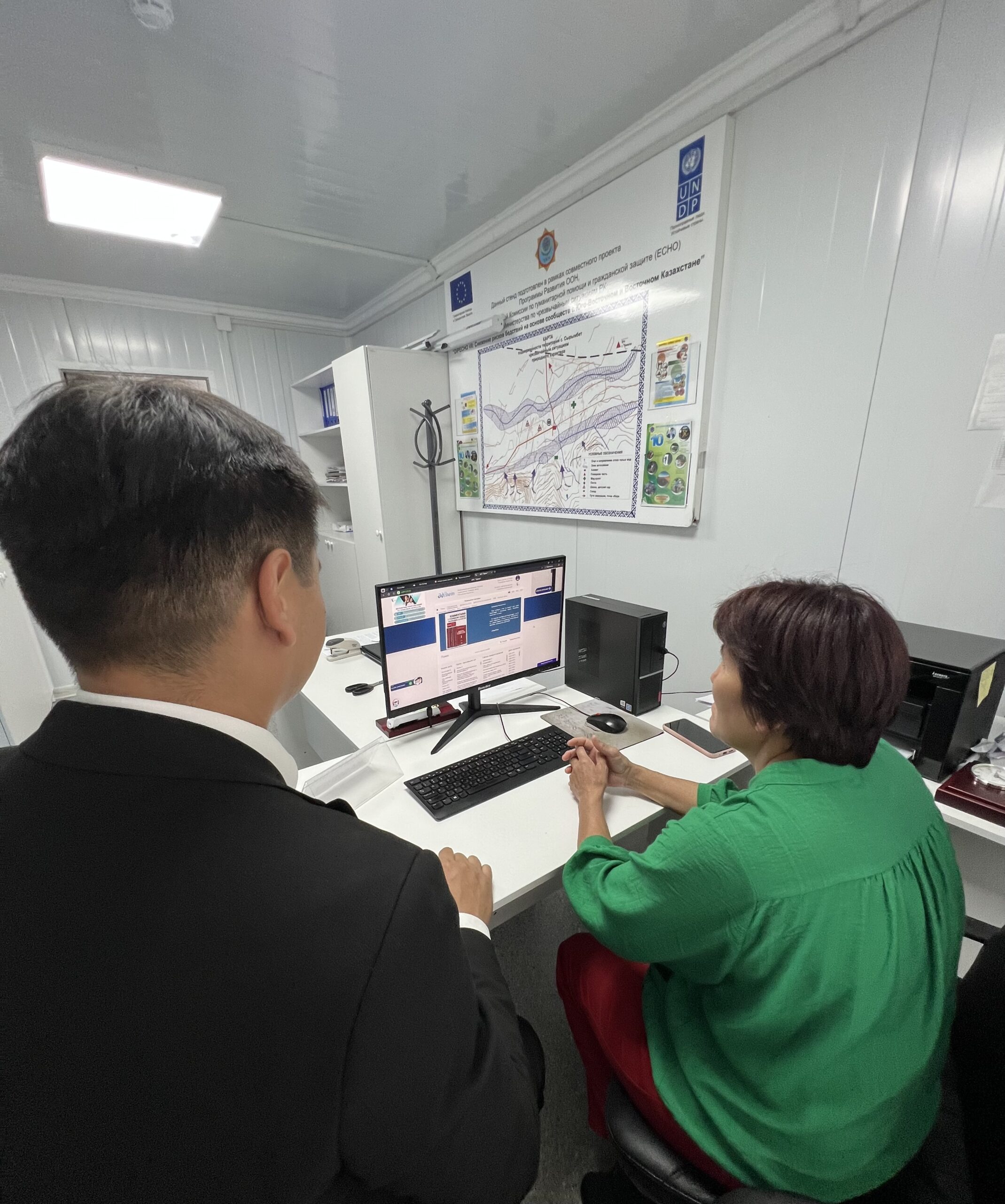 Құқық кабинетінің жұмысы тексерілді