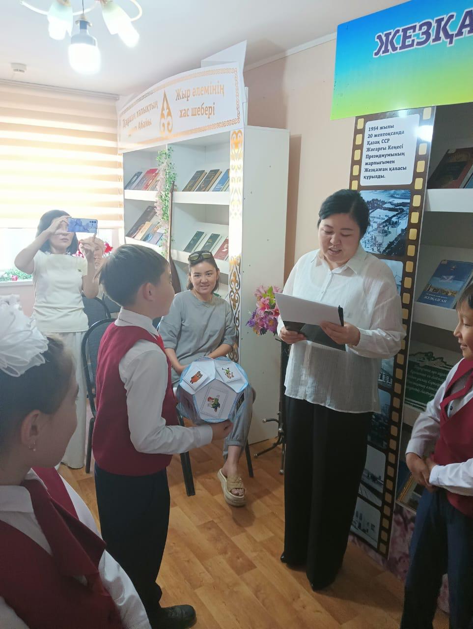 Ұлытау облысында “Ана – өмірдің гүлі” сырласу кеші өтті