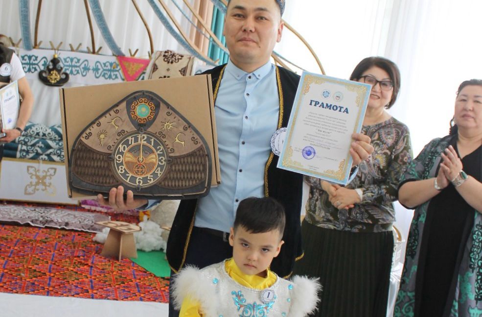 Балалардың тәрбиесіне атсалысып жүрген әкелерді қолдау және ынталандыру мақсатында «№ 8 «Балбөбек» бөбекжайында ерекше шара – әкелер сайысы ұйымдастырылды.