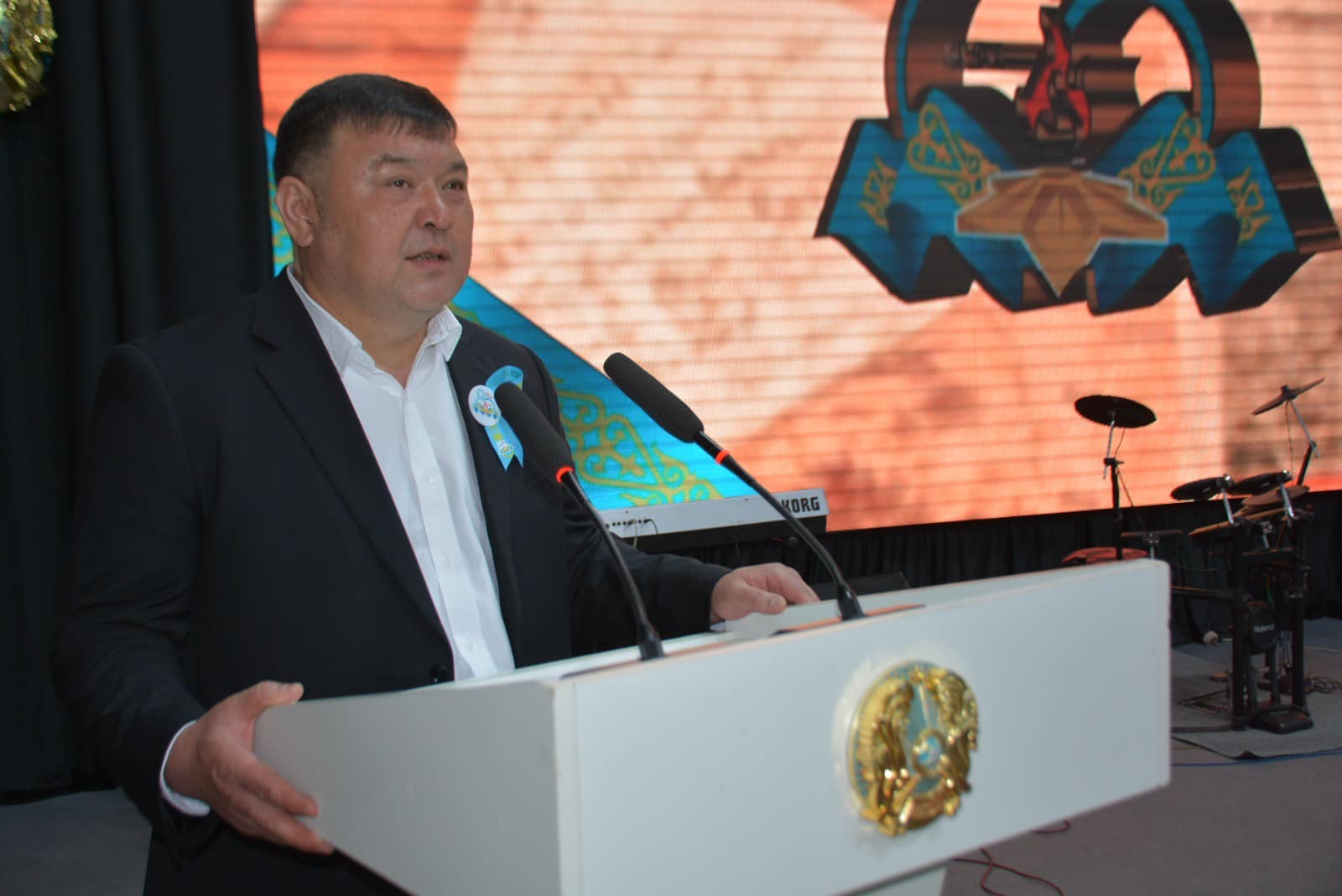 ШАРДАРА АУДАНЫНДА ЖЕҢІС КҮНІ МЕН ОТАН ҚОРҒАУШЫЛАР КҮНІ САЛТАНАТТЫ ТҮРДЕ АТАП ӨТІЛДІ