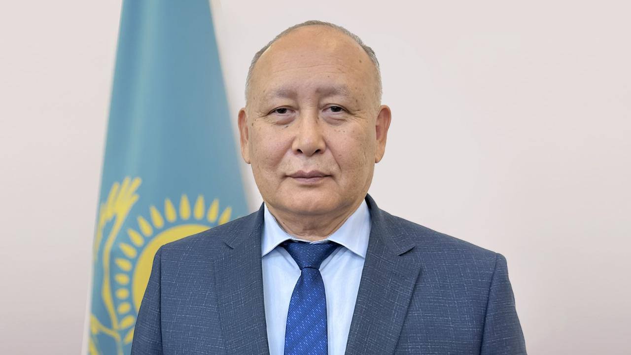 Болат Бекнияз зейнет жасына толуына байланысты Су ресурстары және ирригация бірінші вице-министрі қызметінен босатылды