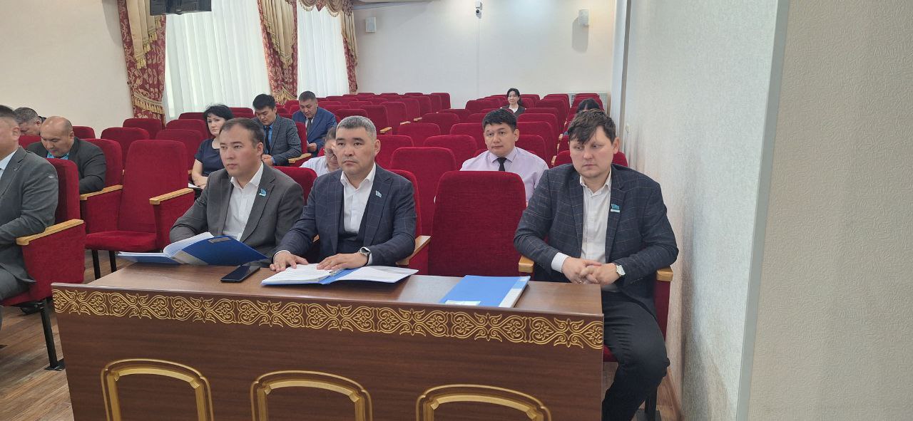 Аудандық мәслихаттың тұрақты комиссияларының отырысы