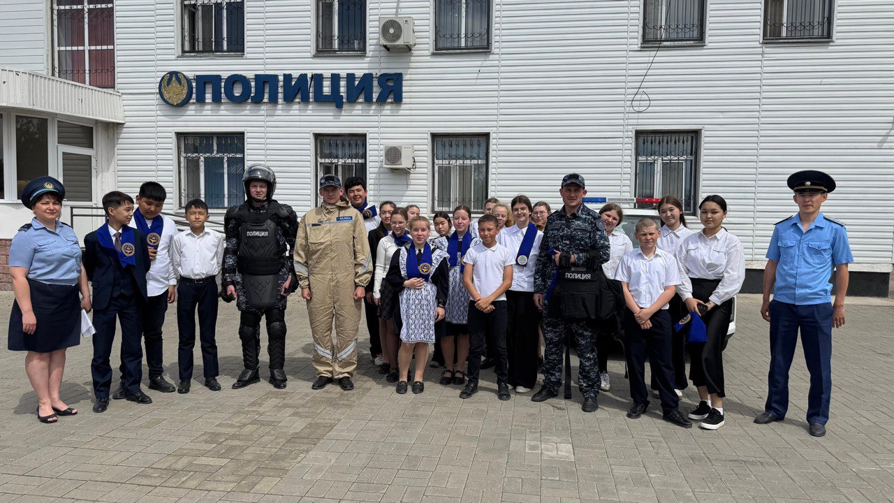 “Жас ұрпақ” патриоттық жобасы аясында оқушыларға өрт сөндіру бөліміне, полиция бөліміне және медициналық мекемеге экскурсия ұйымдастырылды
