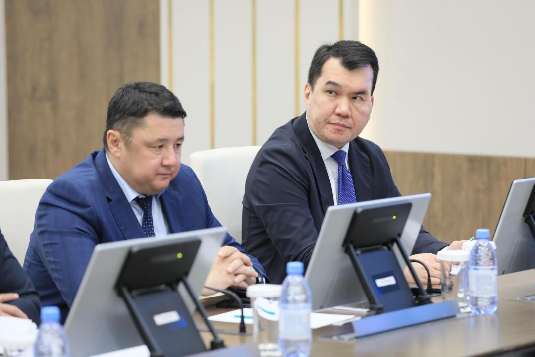 Ақтөбе облысында шегірткеге қарсы 151,2 мың гектар өңделді