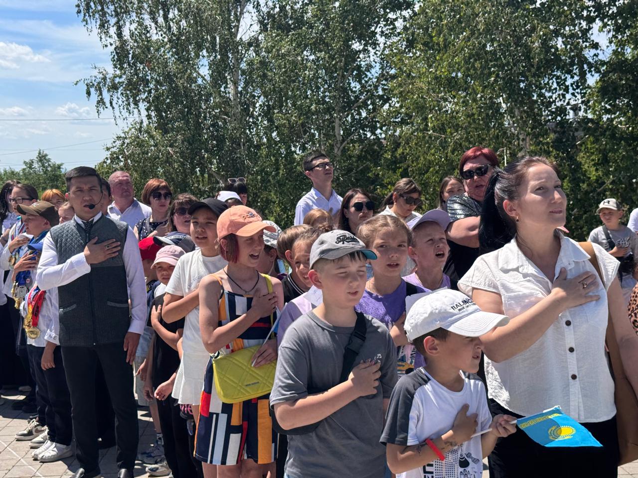 Мемлекеттік рәміздер күніне арналған Қазақстан Республикасының Мемлекеттік Туын көтеру рәсімі