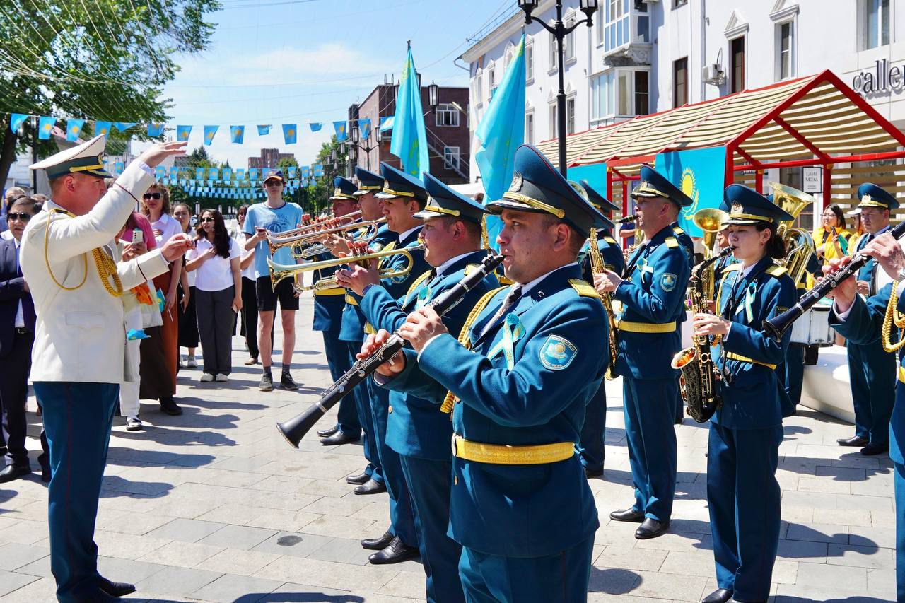 Бүгін Өскеменде Қазақстан Республикасының Мемлекеттік рәміздері күніне арналған салтанатты іс-шара өтті