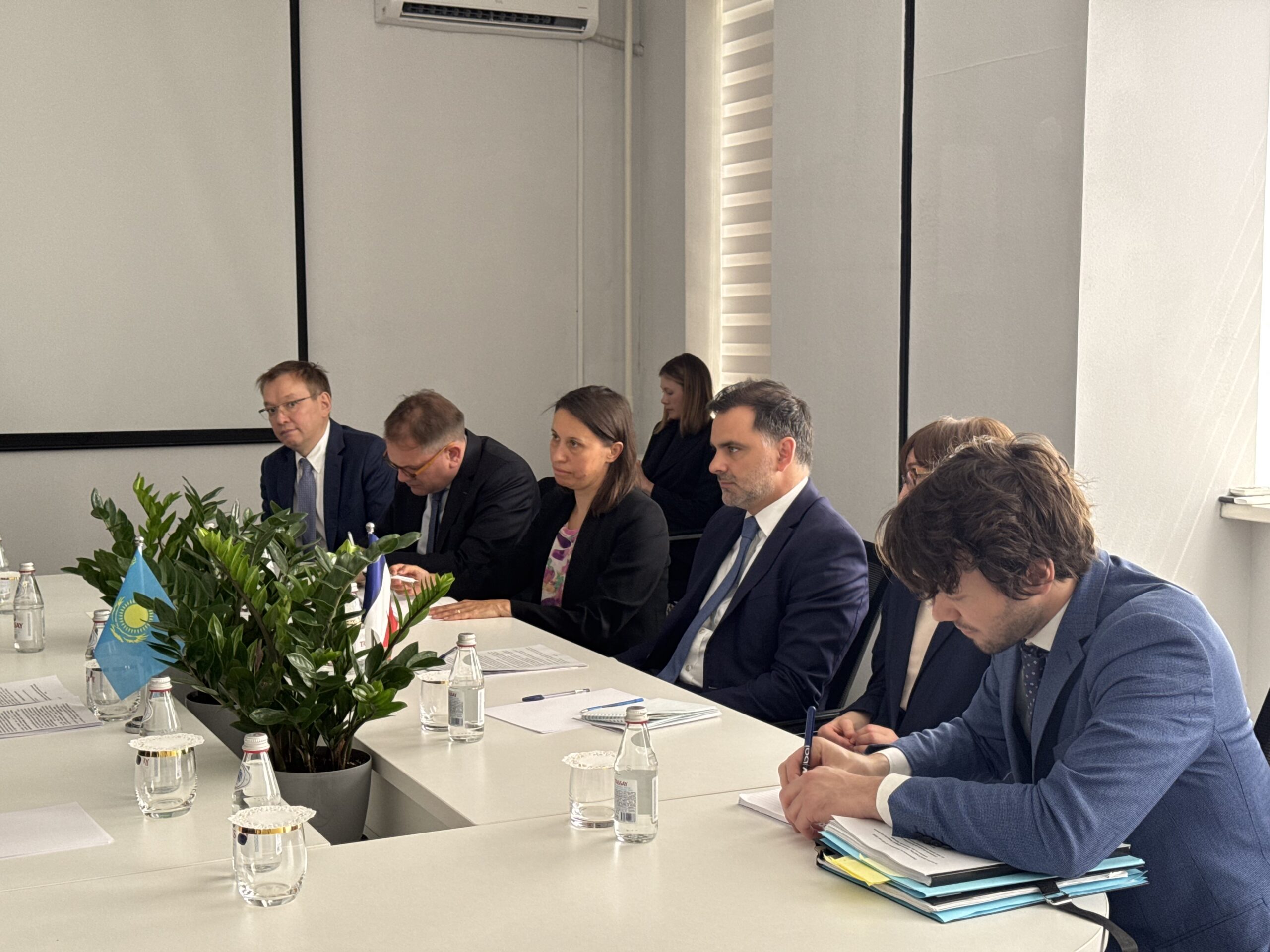 ҚАЗАҚСТАНДА ФРАНЦИЯЛЫҚ КОМПАНИЯМЕН БІРЛЕСІП СҮТ БЕЗІ ОБЫРЫНЫҢ СКРИНИНГІ БОЙЫНША ЖОБА ІСКЕ АСЫРЫЛУДА