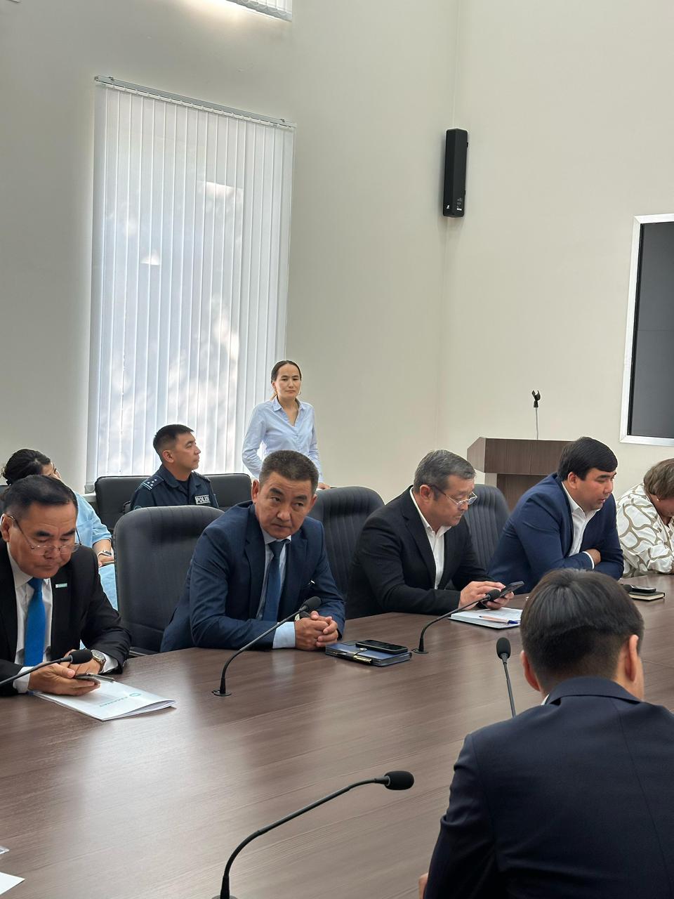 Құқық бұзушылықтардың профилактикасы және сыбайлас жемқорлыққа қарсы іс-қимыл мәселелері жөніндегі жергілікті ведомствоаралық комиссия отырысы өтті