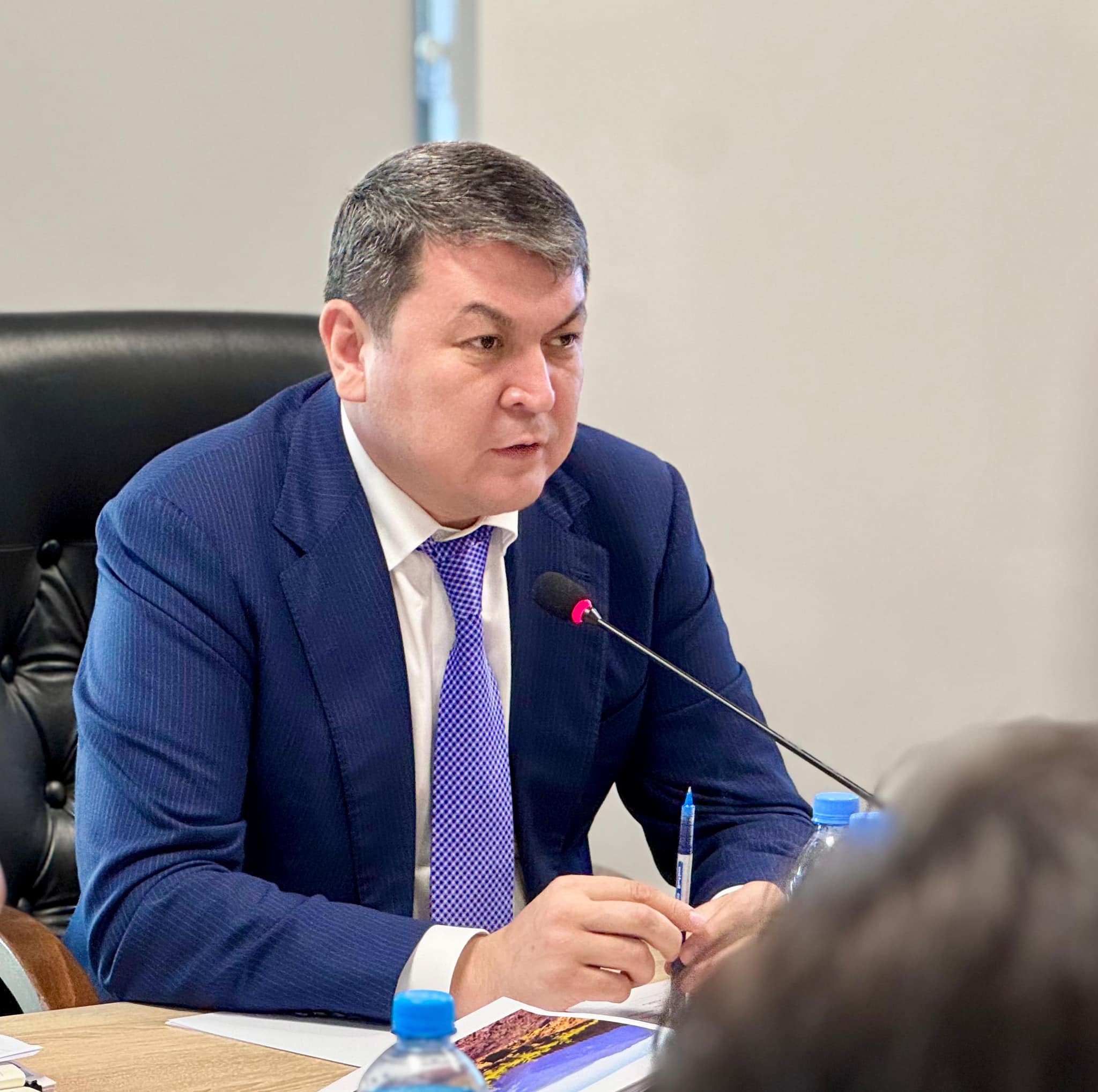 ТҮРКІСТАН: КӨГАЛДАНДЫРУ САЛАСЫНДАҒЫ МӘСЕЛЕЛЕР ТАЛҚЫЛАНЫП, ТИІСТІ ТАПСЫРМАЛАР БЕРІЛДІ