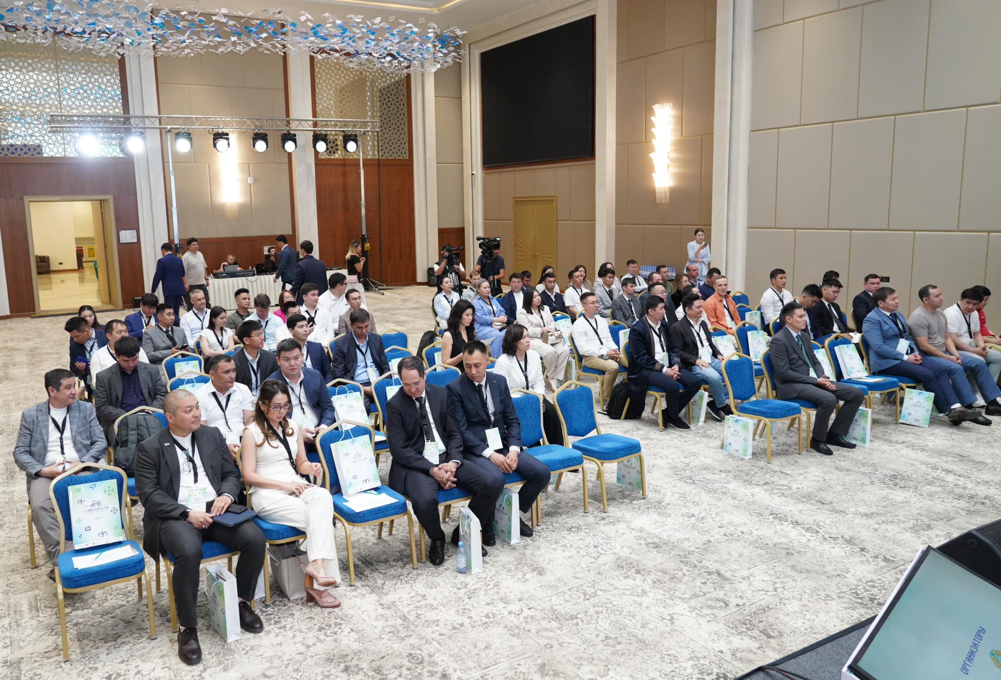 ТҮРКІСТАНДА «CYBER QURYLTAI: ТҮРКІСТАНДАҒЫ ҚАУІПСІЗДІК ОАЗИСІ» АТТЫ РЕСПУБЛИКАЛЫҚ ФОРУМ ӨТУДЕ