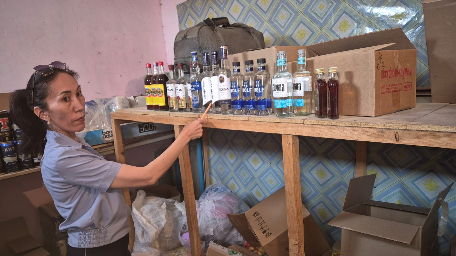 96 дана алкоголь өнімдері мемлекет пайдасына тәркілену үшін 20.05.2025 жылғы актіге сәйкес Арал аудандық экономика және қаржы бөліміне өткізілді