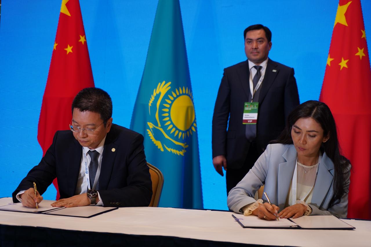 Power Central Asia + China: Қазақстан мен Қытай арасында маңызды энергетикалық келісімдерге қол қойылды
