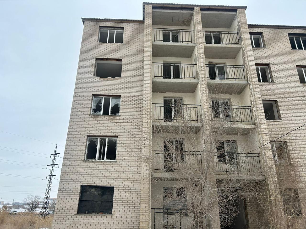 Ұлытау облысы, Жезқазған қаласы, 74 орам, Гагарин көшесі, 70/2 мекенжайында орналасқан 5 қабатты 28 пәтерлі тұрғын үйдің аяқталмаған құрылысын сату туралы хабарлама