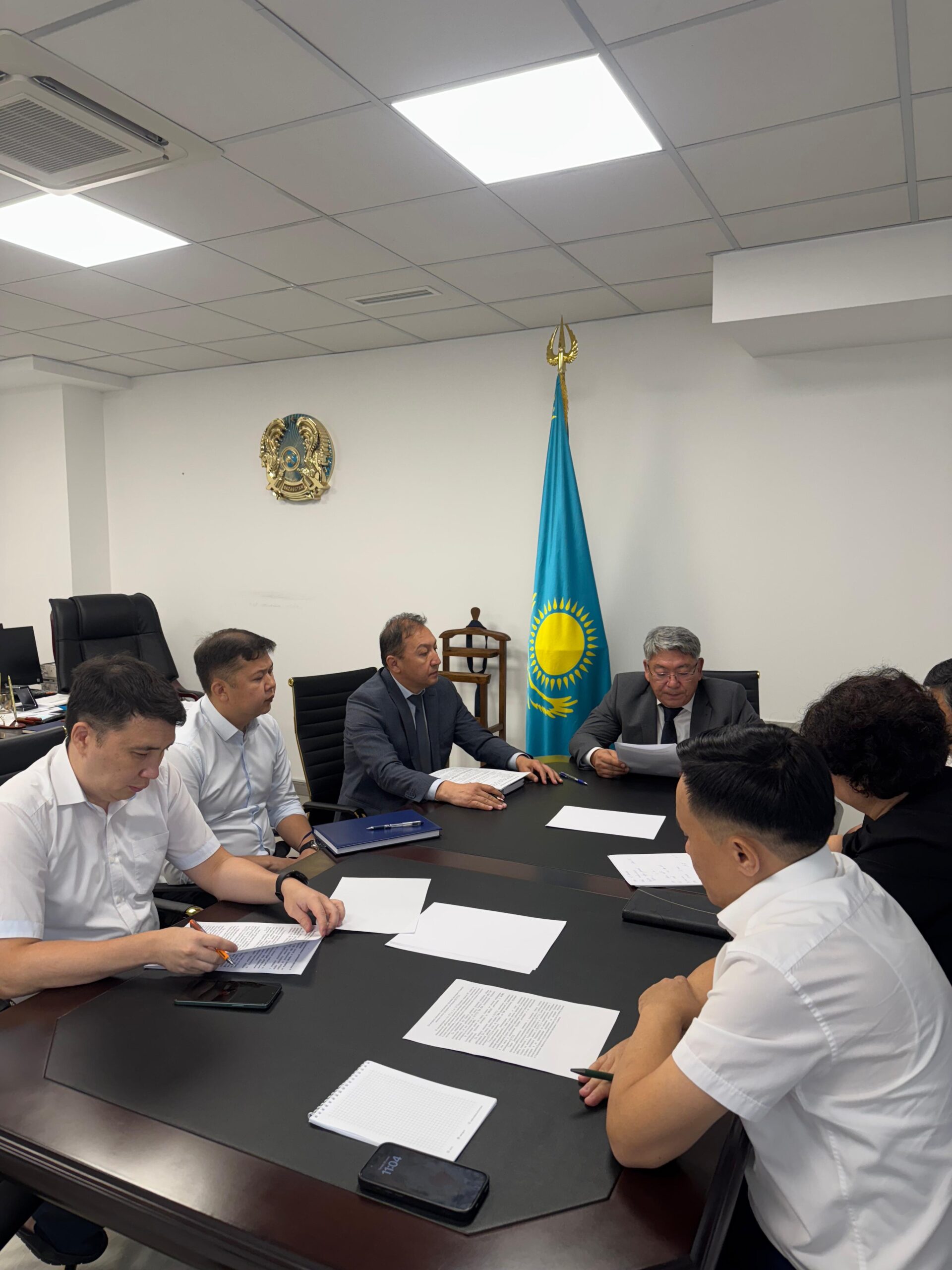Аумақтық кәсіподақтар бірлестіктері мен “Парыз” жұмыс берушілердің Ұлттық конфедерациясы өкілдерінің қатысуымен кездесуі
