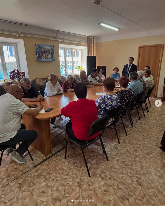 Ақсу қаласының ардагерлерімен кездесу