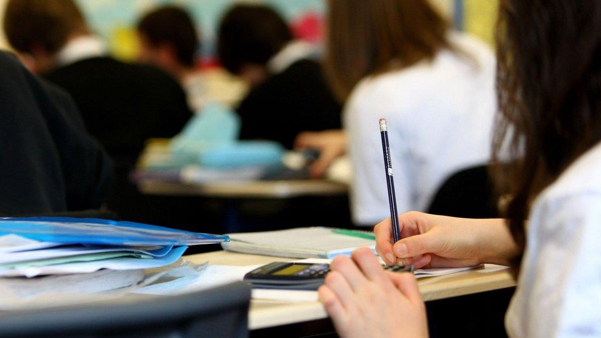 Астанада білім беру грантына құжат қабылдау басталды