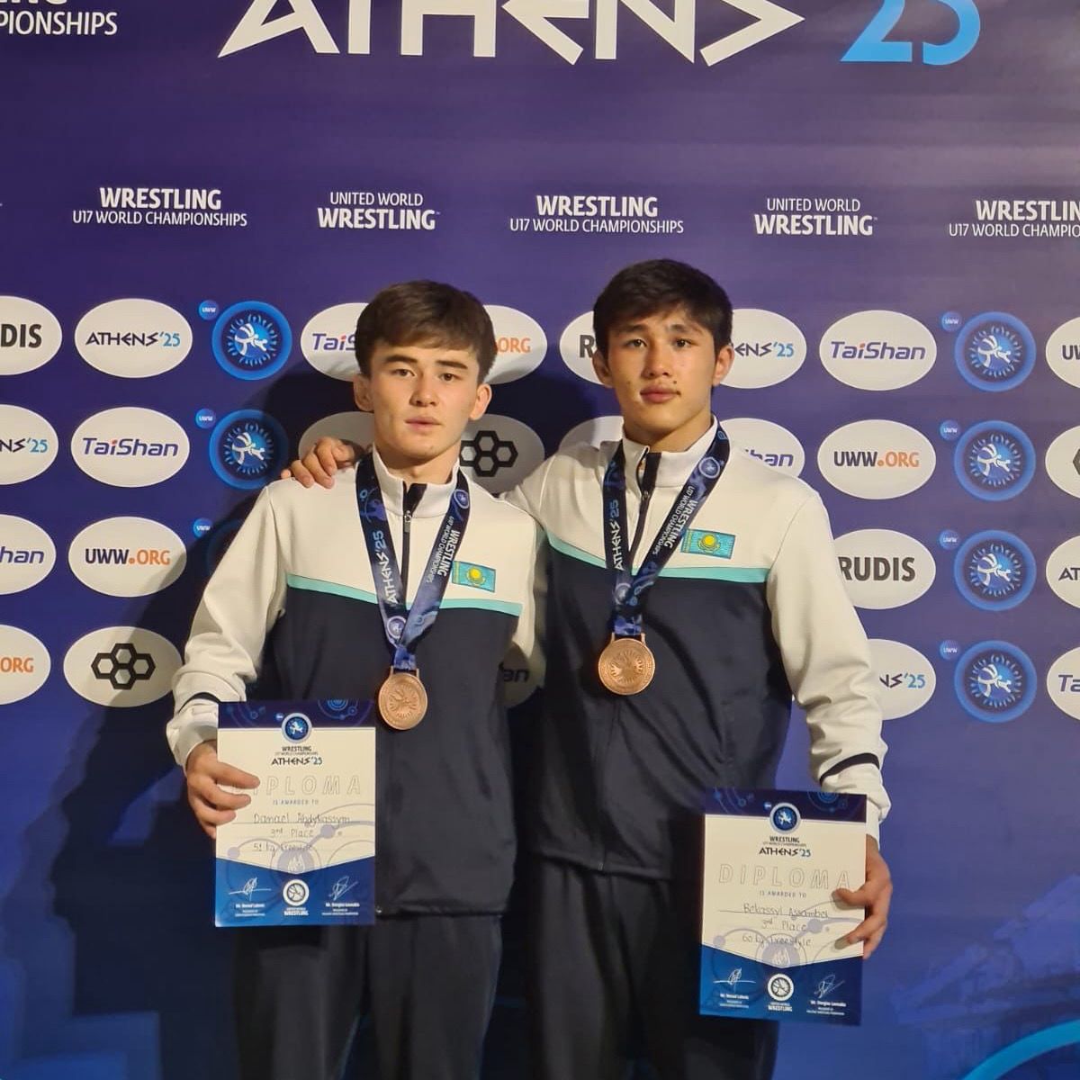 ТҮРКІСТАН ОБЛЫСЫНЫҢ БОЗБАЛАЛАРЫ ӘЛЕМ ЧЕМПИОНАТЫНАН ҚОС МЕДАЛЬМЕН ОРАЛДЫ