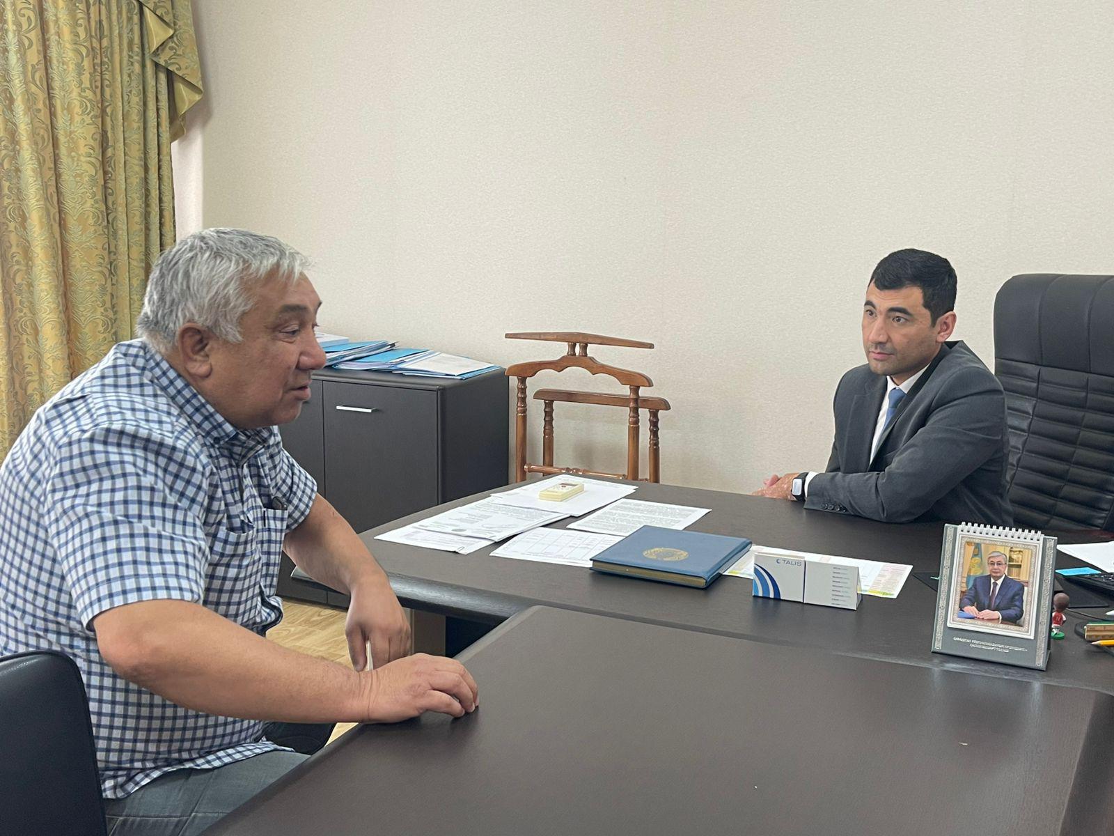 Әдеп жөніндегі уәкіл азаматтарды жеке қабылдады