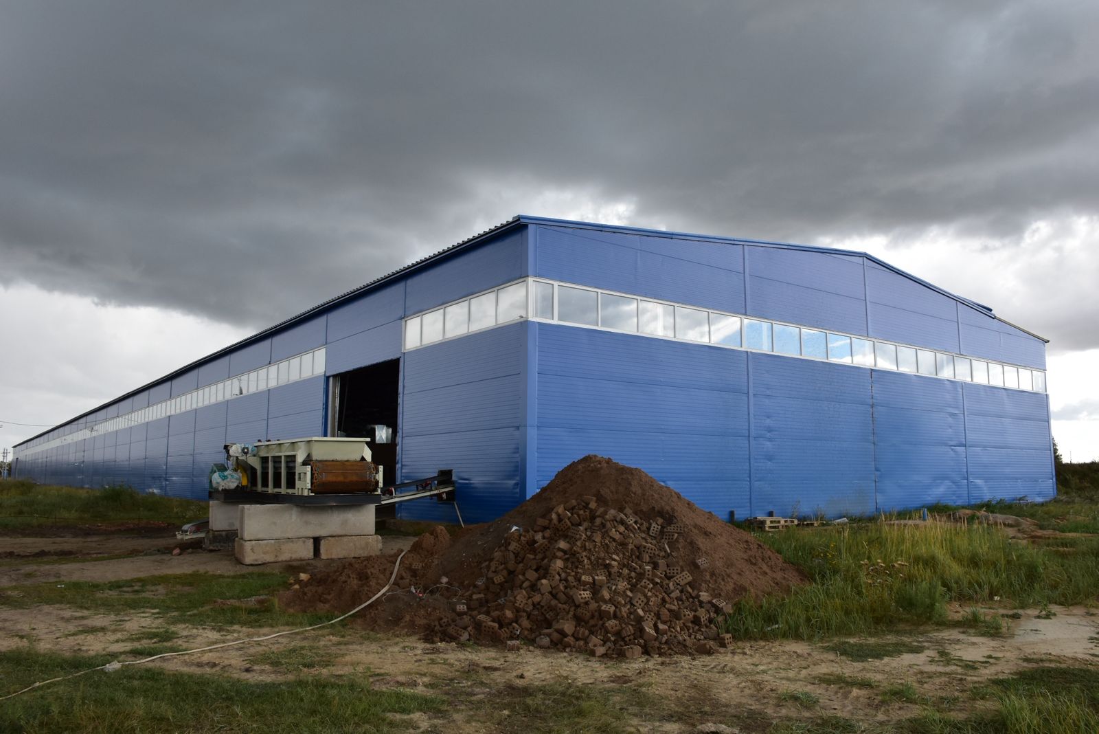 Шортанды ауданында жұмыс сапары аясында Ақмола облысы әкімінің орынбасары Ернар Жаркешов бірқатар әлеуметтік және экономикалық маңызы бар нысандардың жұмысымен танысты.