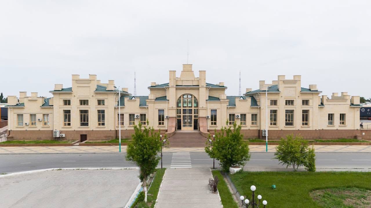 Аймақ басшысы теміржол вокзалдарын күрделі жөндеу және жаңғырту жұмыстарымен танысты