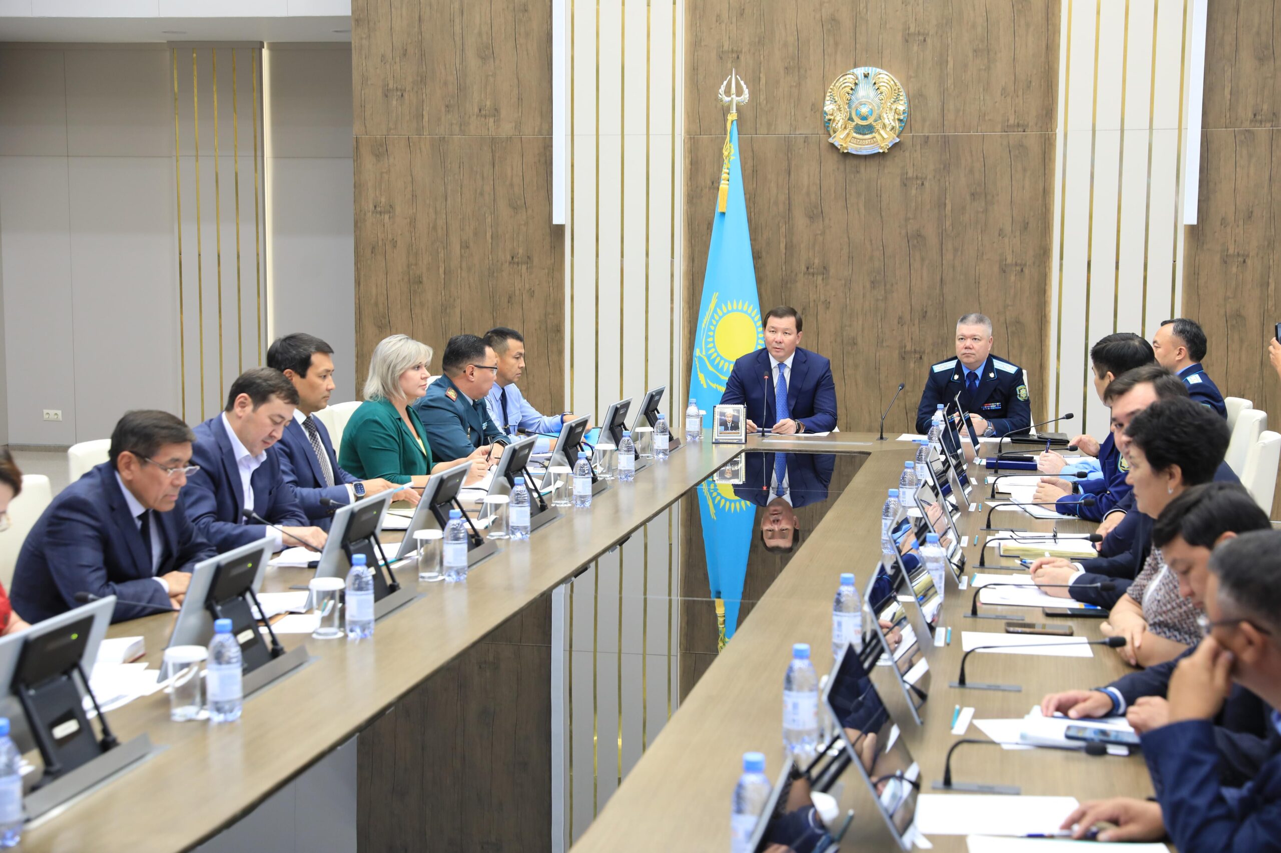 Өңір басшысы мен облыс прокуроры бизнесті дамыту жолындағы қиындықтарды талқылады