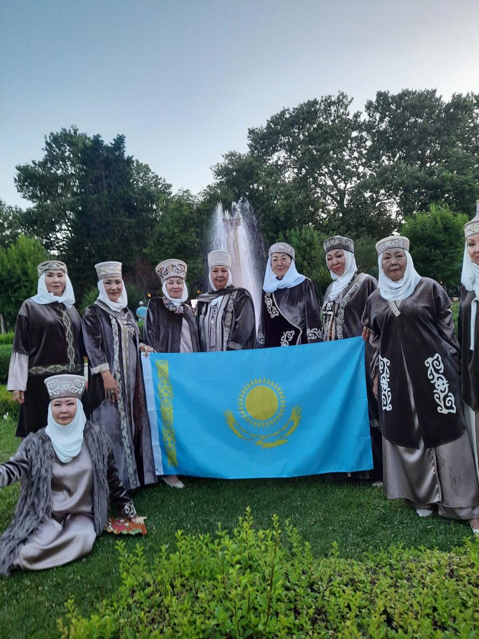 Астаналық сәнқой әжелер Болгариядан жүлдемен оралды