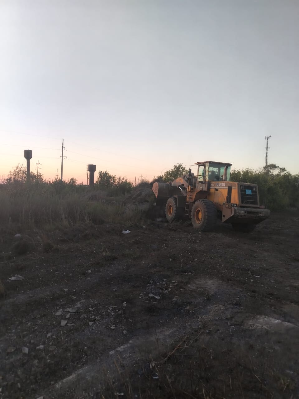 Бұзылық ауылы тұрғындарынан қоқыс шығару жұмыстары.