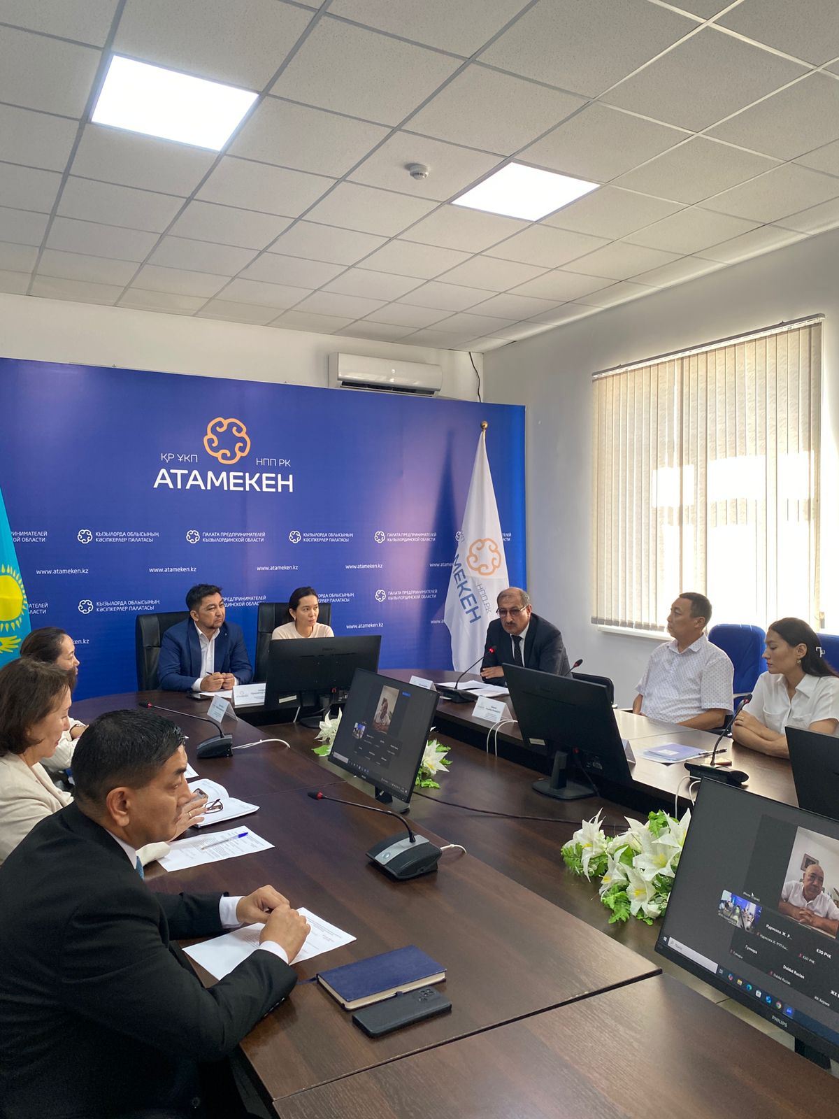 ҚАУІПСІЗ ЕҢБЕК ҚАҒИДАЛАРЫ БАСТЫ НАЗАРДА