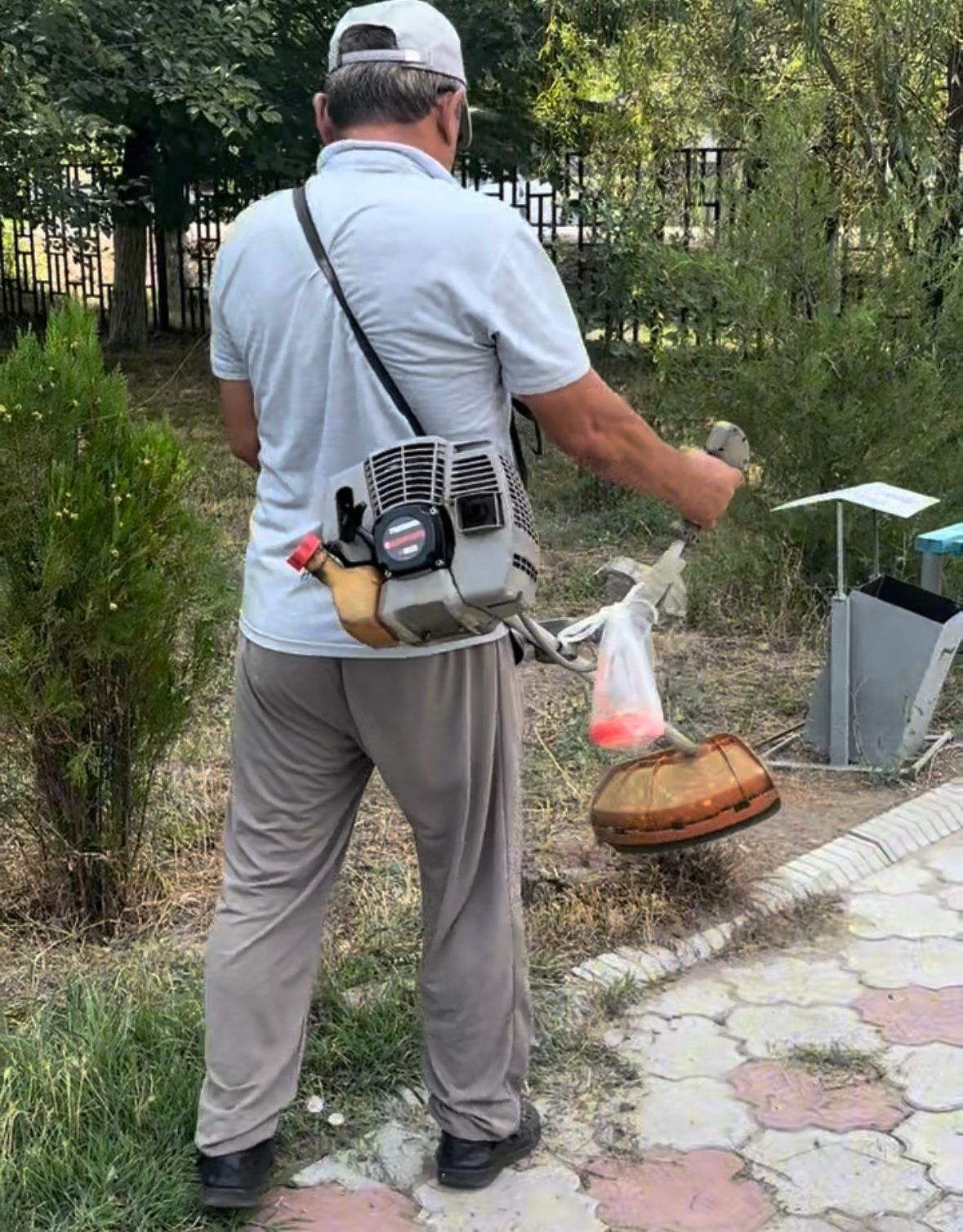 «Таза Қазақстан» акциясы аясында Луговой ауылында тазалық жұмыстары өтті